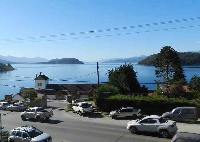 Bonita Lake House - Hostel & Bungalows San Carlos de Bariloche